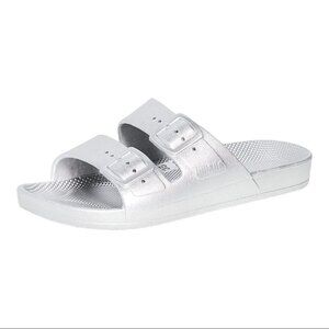 Freedom Moses Silverado Two Strap Sandals Size 40/41 (10-10.5)